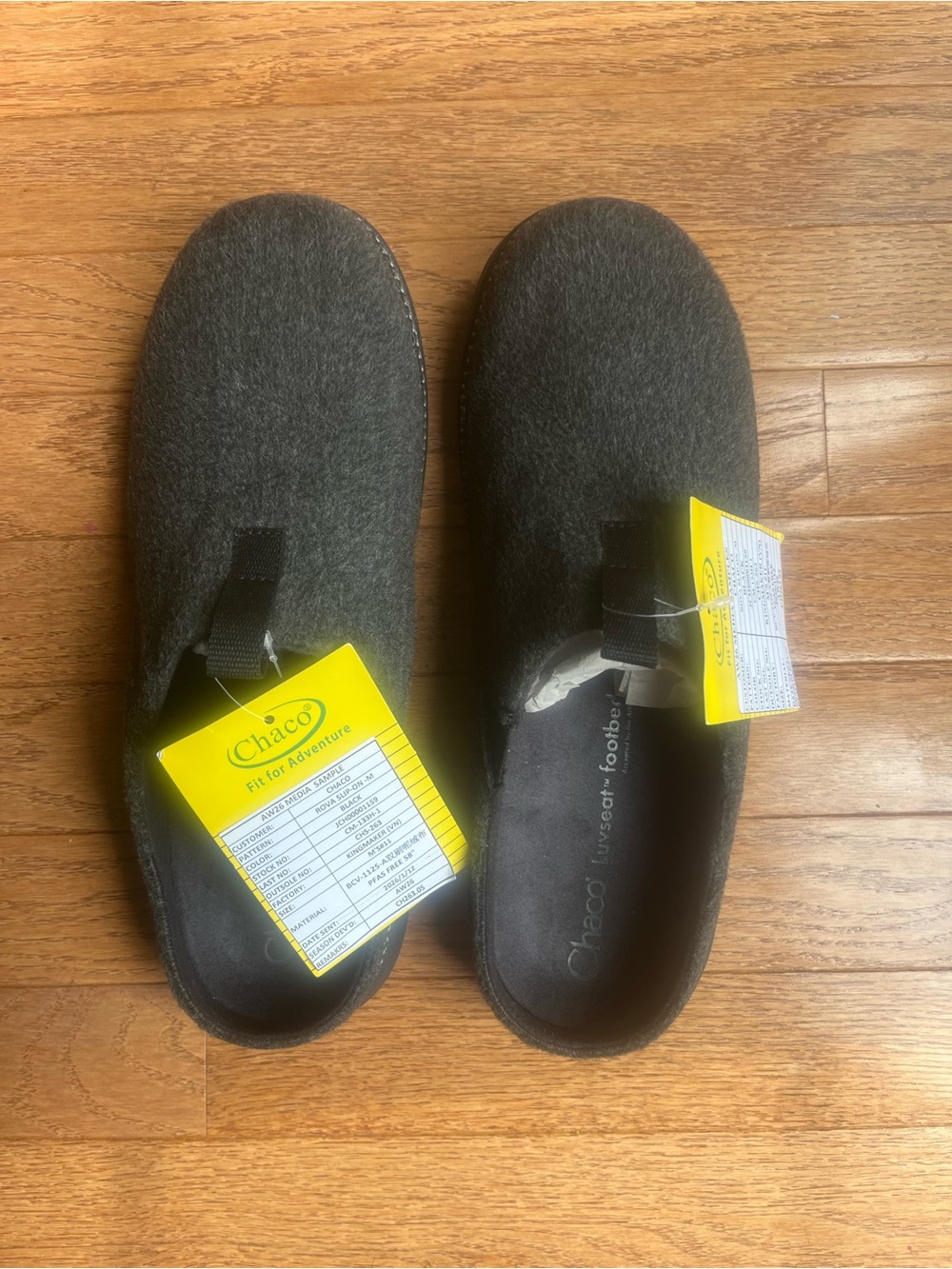 Chaco Men’s Dark Gray Wool Slip-On Clogs